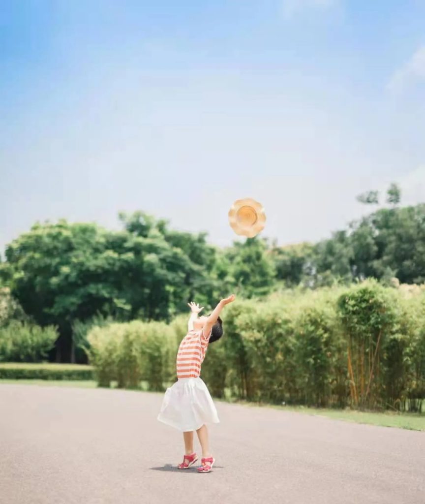 This image has an empty alt attribute; its file name is 2-3-864x1024.jpg